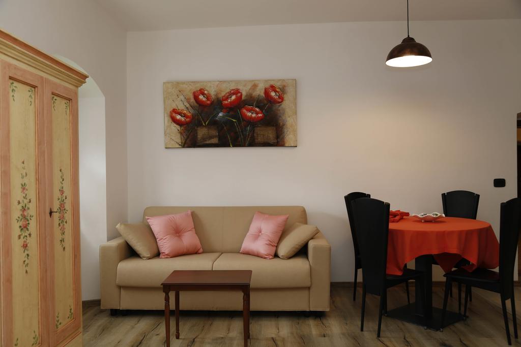 Residence Sugrac Valpicetto Buitenkant foto